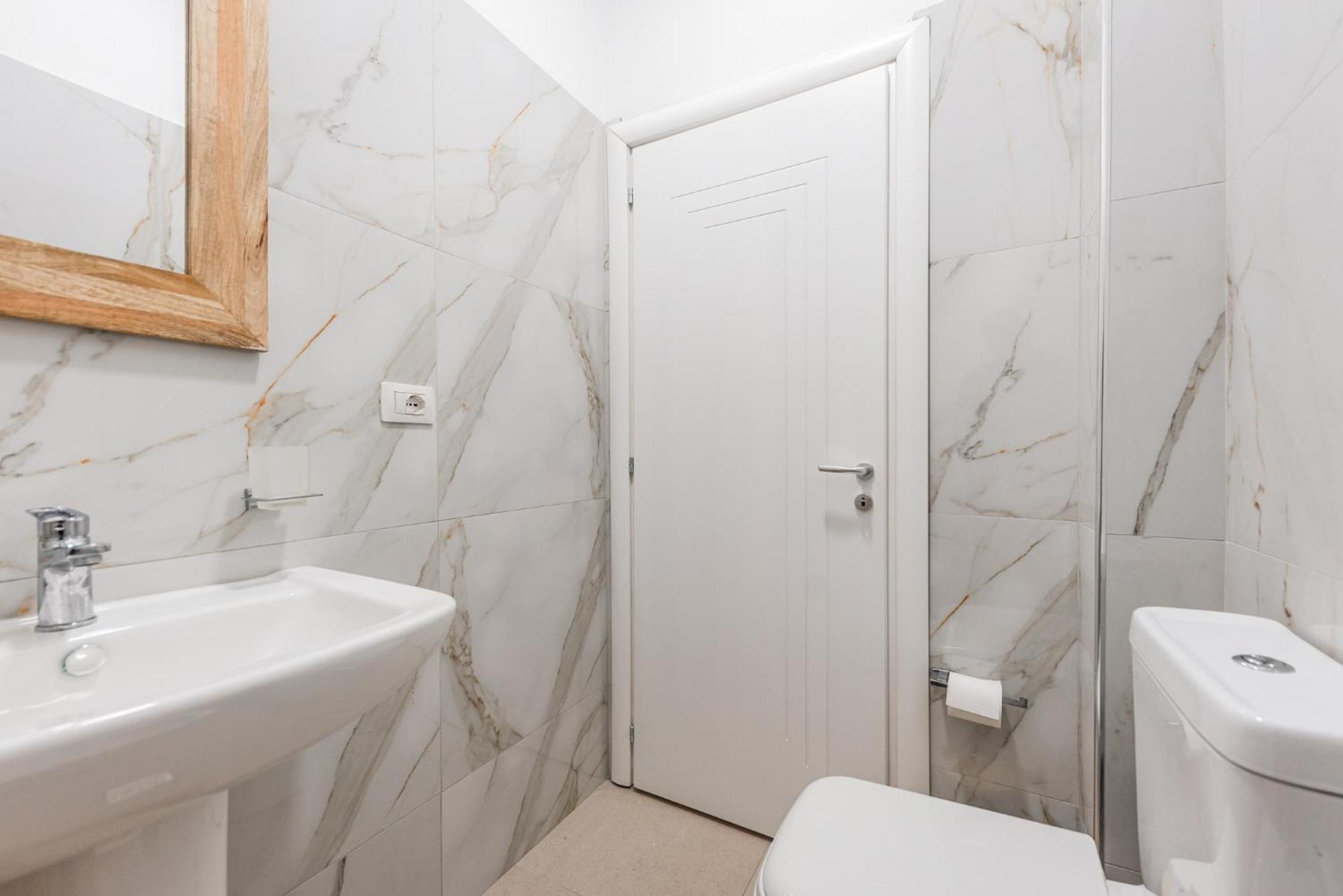 The Bohemian Pad Apartment Shkoder Bagian luar foto