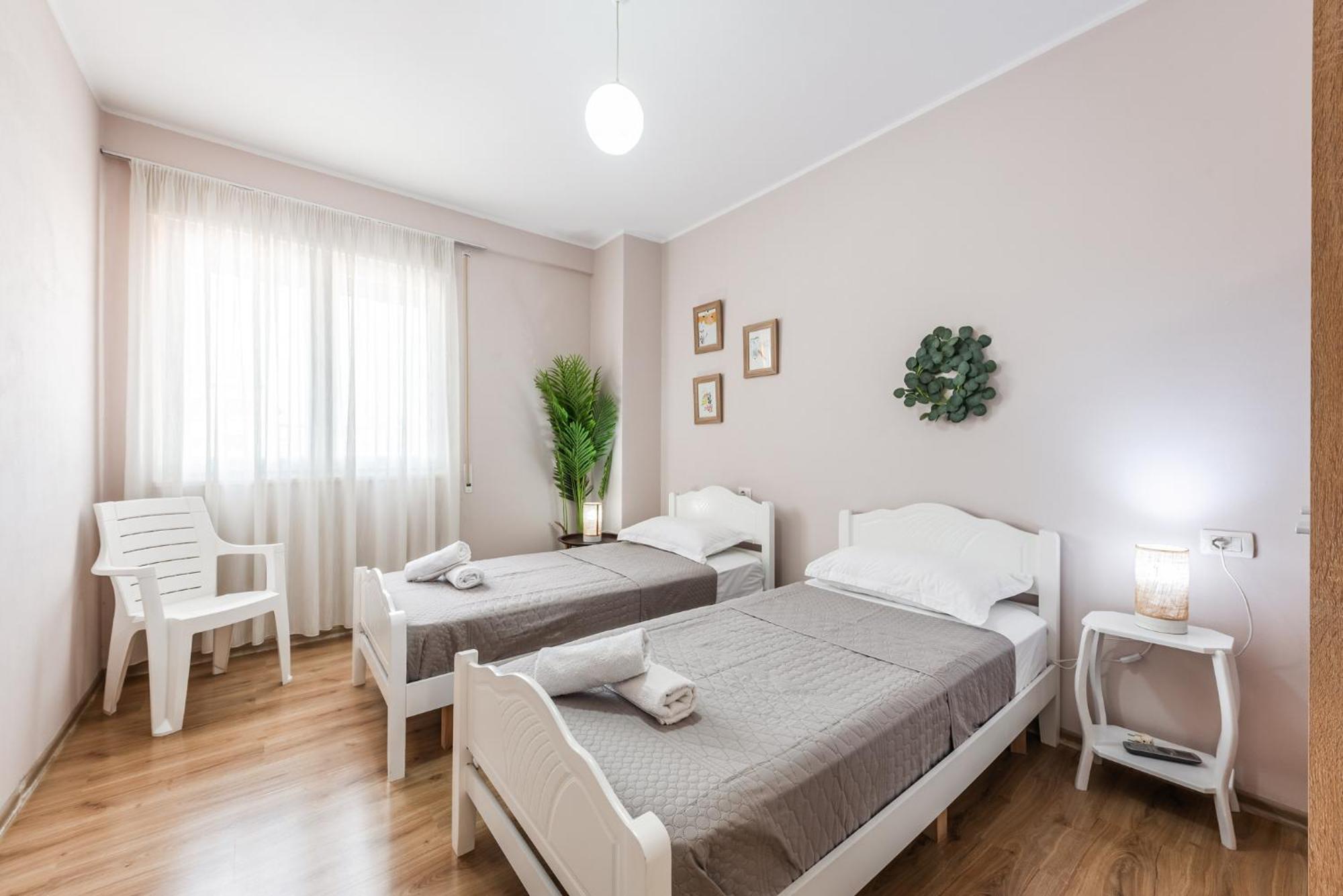The Bohemian Pad Apartment Shkoder Bagian luar foto