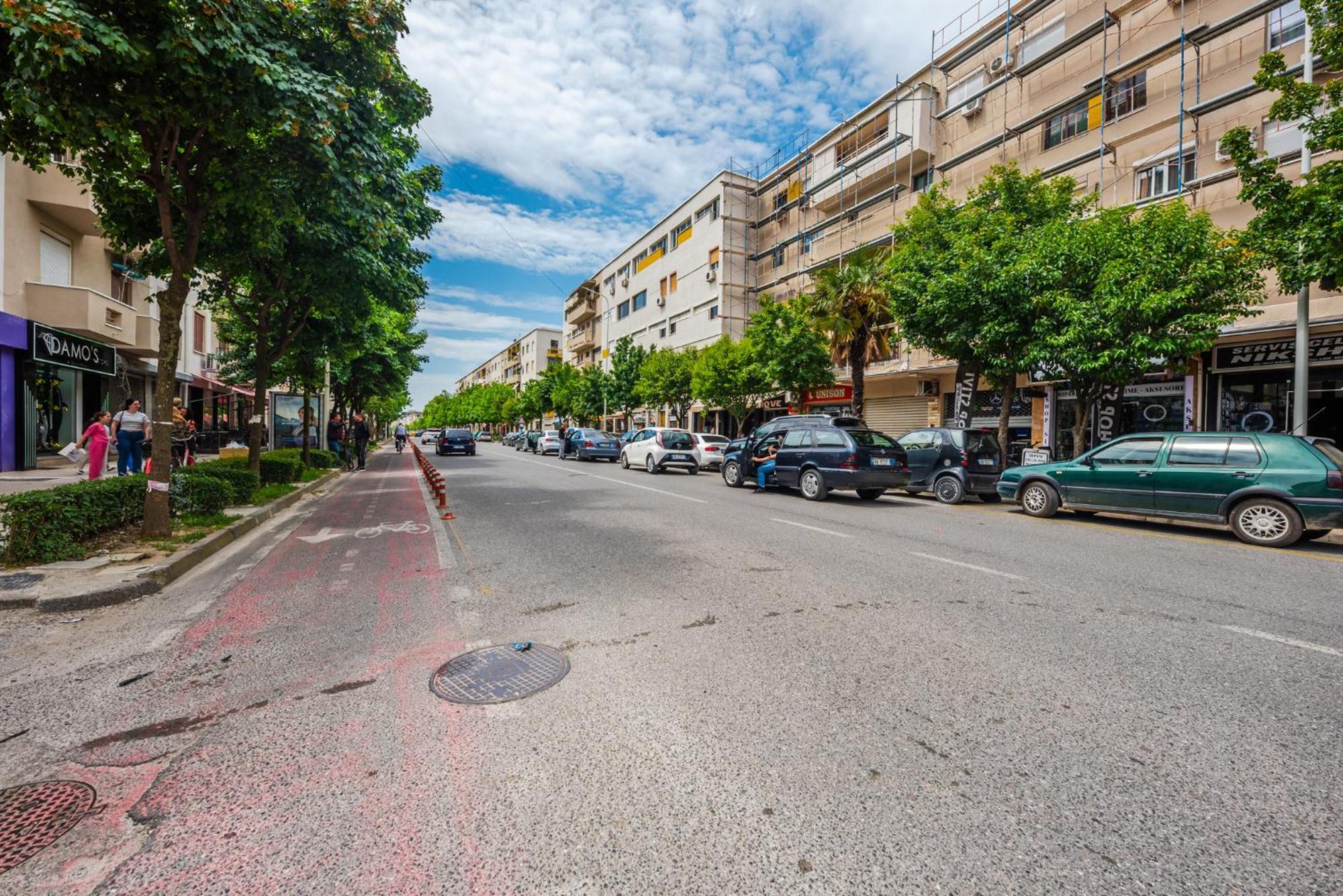 The Bohemian Pad Apartment Shkoder Bagian luar foto